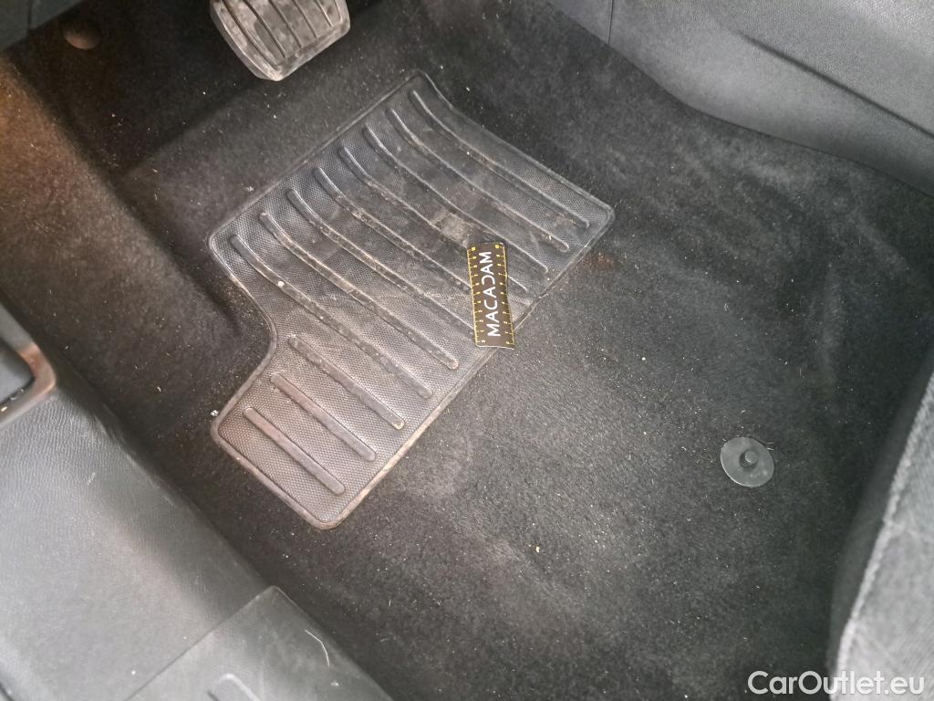  Citroen  C4  X Shine 1.2 PureTech 130CV BVA8 6E #5