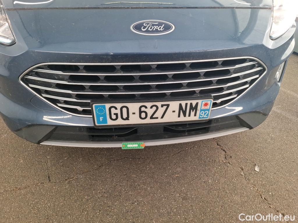  Ford  Kuga FORD  / 2019 / 5P / SUV 2.5 190 hybrid Flexifuel Pshift Titanium #74
