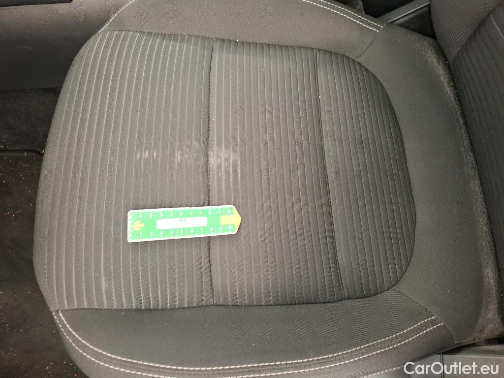 Ford  Kuga FORD  / 2019 / 5P / SUV 2.5 190 hybrid Flexifuel Pshift Titanium #92