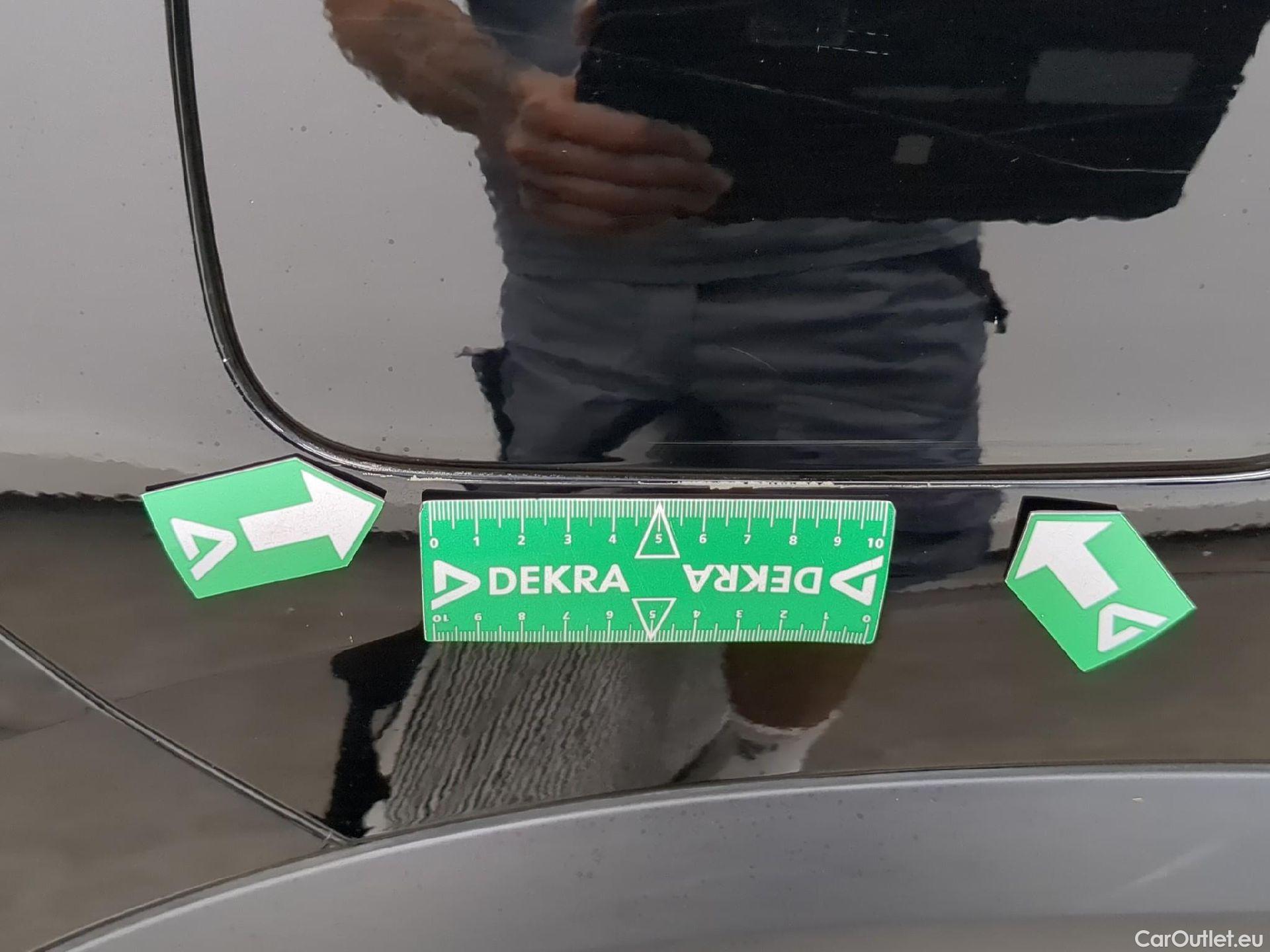  Citroen  C5 Aircross CITROEN  / 2018 / 5P / SUV Hybrid 225 ë-EAT8 Shine #22