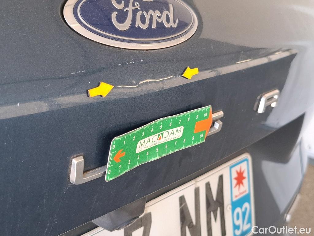  Ford  Kuga FORD  / 2019 / 5P / SUV 2.5 190 hybrid Flexifuel Pshift Titanium #36