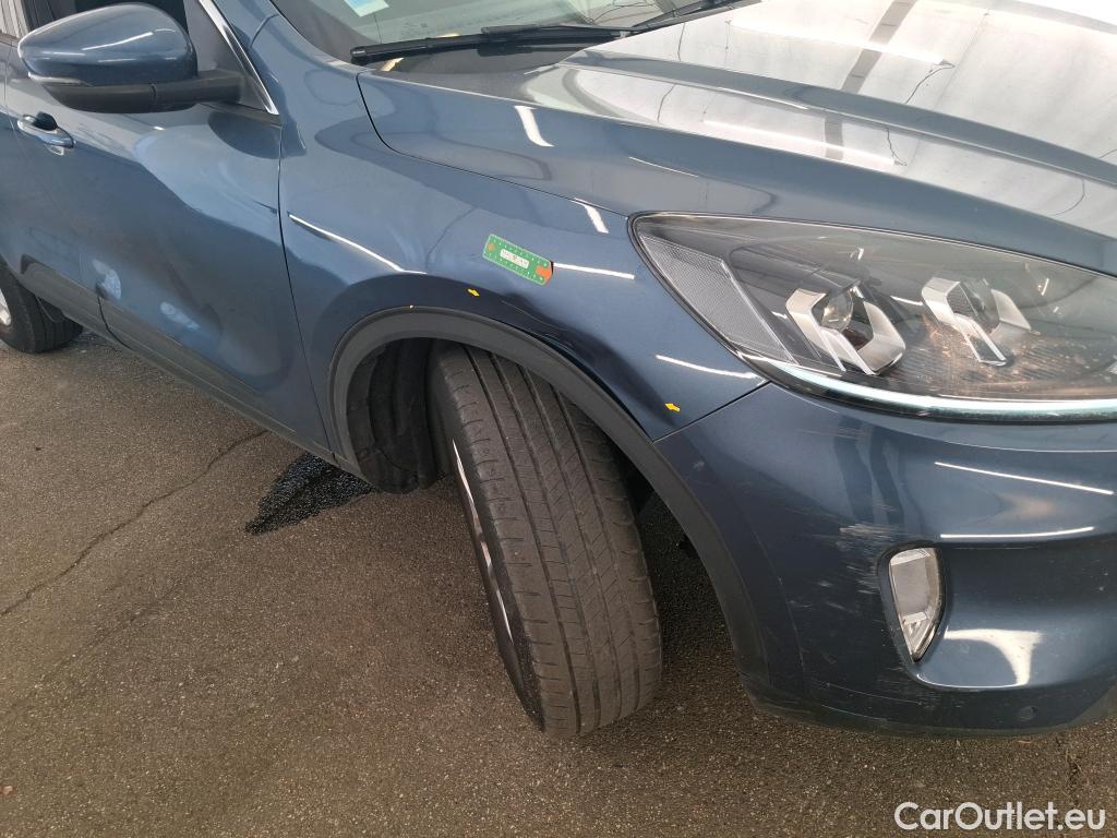  Ford  Kuga FORD  / 2019 / 5P / SUV 2.5 190 hybrid Flexifuel Pshift Titanium #6