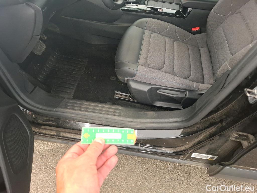  Citroen  C4  X Feel Pack 1.2 PureTech 130CV BVA8 6E #11