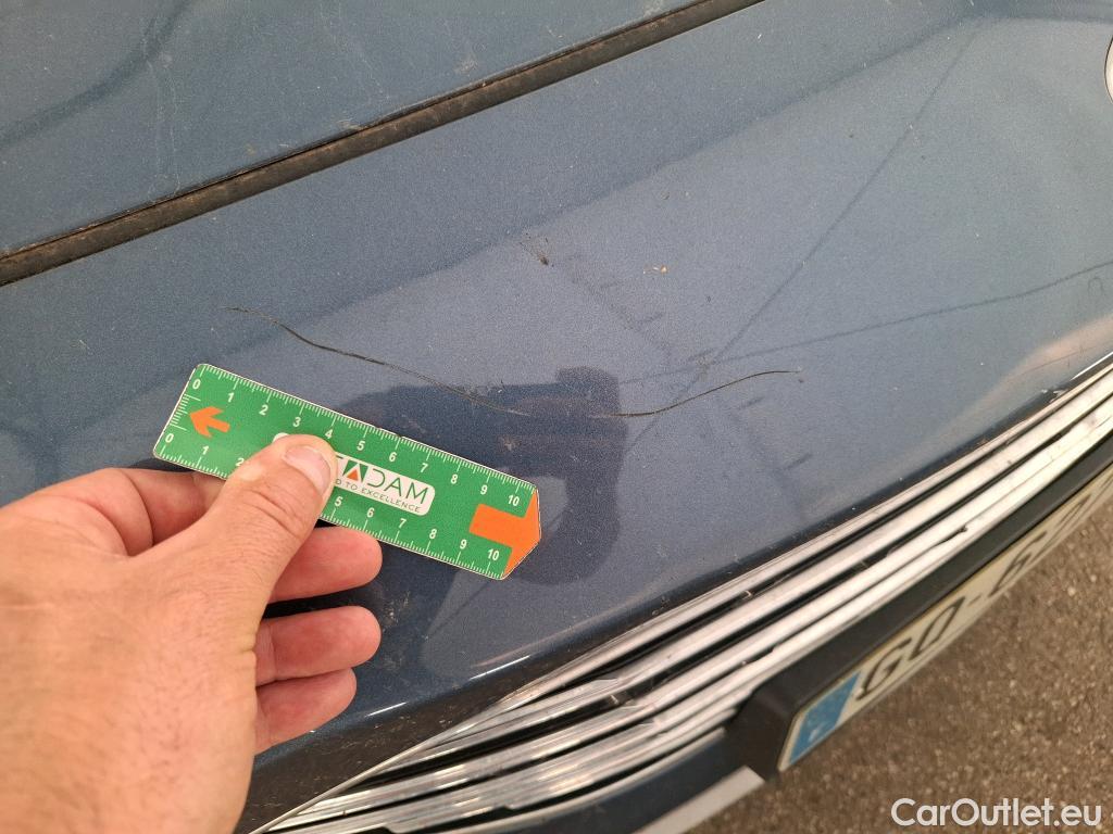  Ford  Kuga FORD  / 2019 / 5P / SUV 2.5 190 hybrid Flexifuel Pshift Titanium #48