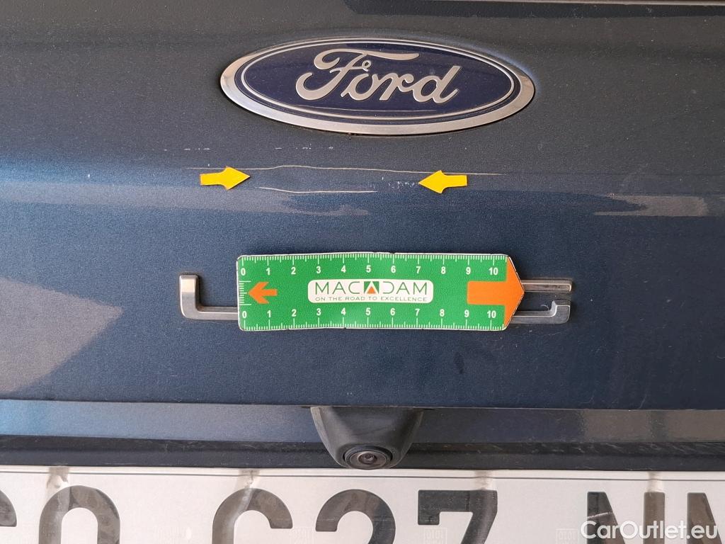  Ford  Kuga FORD  / 2019 / 5P / SUV 2.5 190 hybrid Flexifuel Pshift Titanium #35