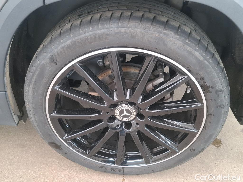  Mercedes  GLA MERCEDES-BENZ  / 2020 / 5P / SUV 2.0  200 D AMG LINE DCT #2