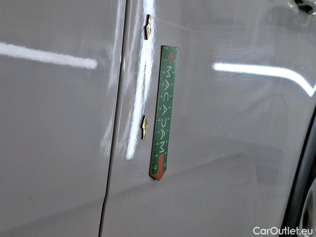 Citroen  C3 CITROEN  2016 5P Berline PureTech 110 BVM6 Feel #3