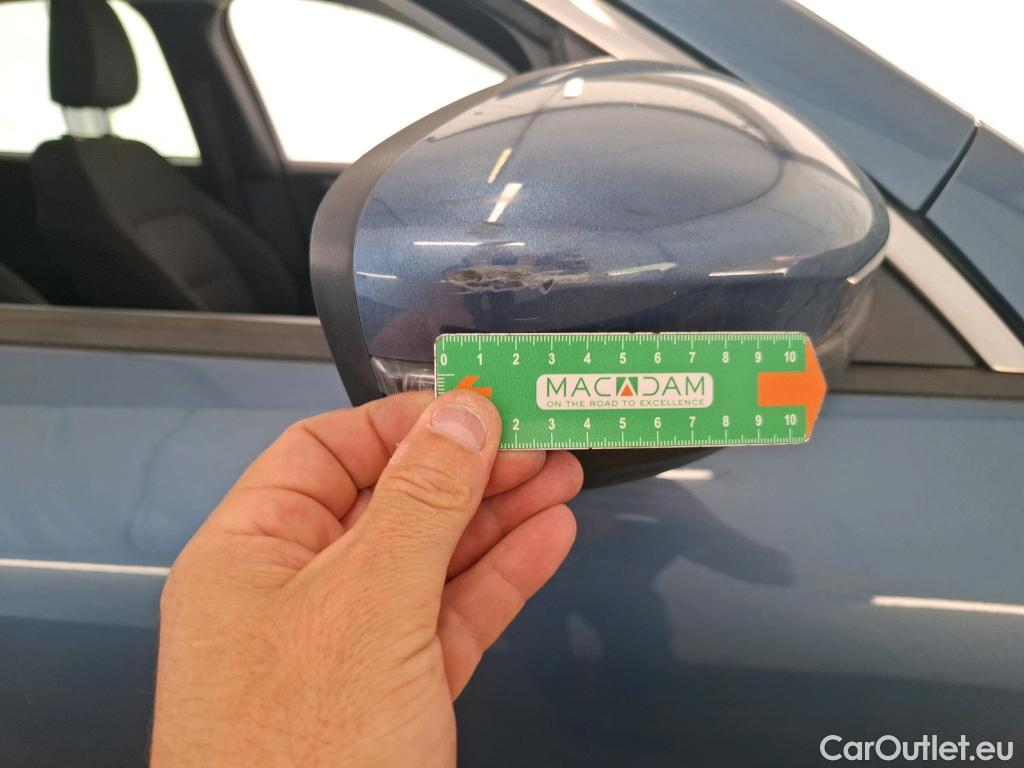  Ford  Kuga FORD  / 2019 / 5P / SUV 2.5 190 hybrid Flexifuel Pshift Titanium #96