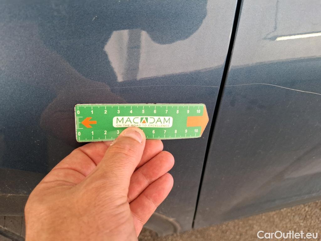  Ford  Kuga FORD  / 2019 / 5P / SUV 2.5 190 hybrid Flexifuel Pshift Titanium #31