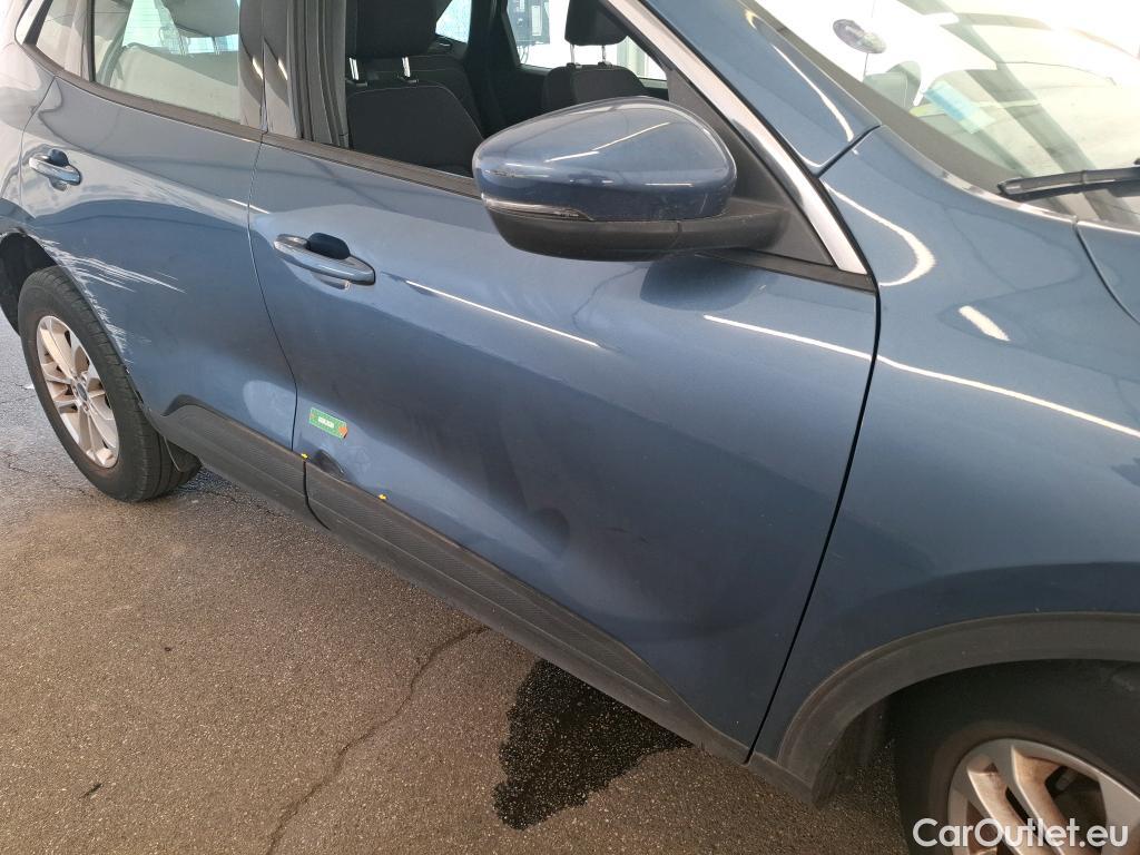  Ford  Kuga FORD  / 2019 / 5P / SUV 2.5 190 hybrid Flexifuel Pshift Titanium #16