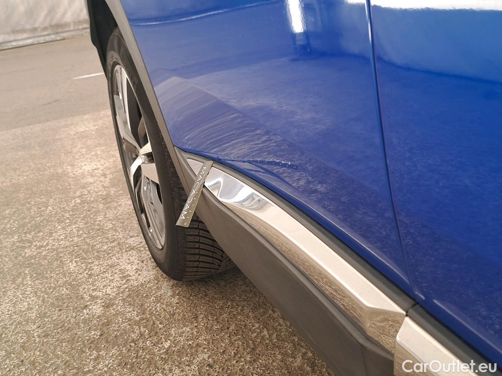  Peugeot  3008  II Allure 1.2 PureTech 130CV BVA8 E6d #11