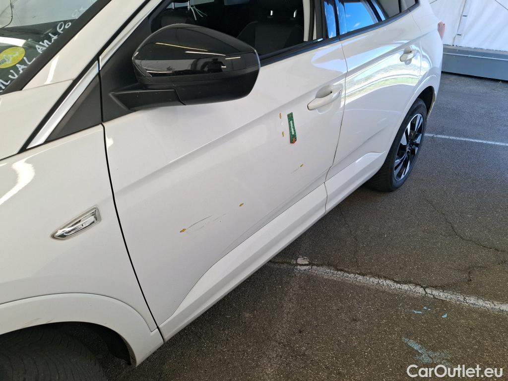  Opel   Grandland X Grandland X Business Elegance 1.5 130CV BVA8 6E #26