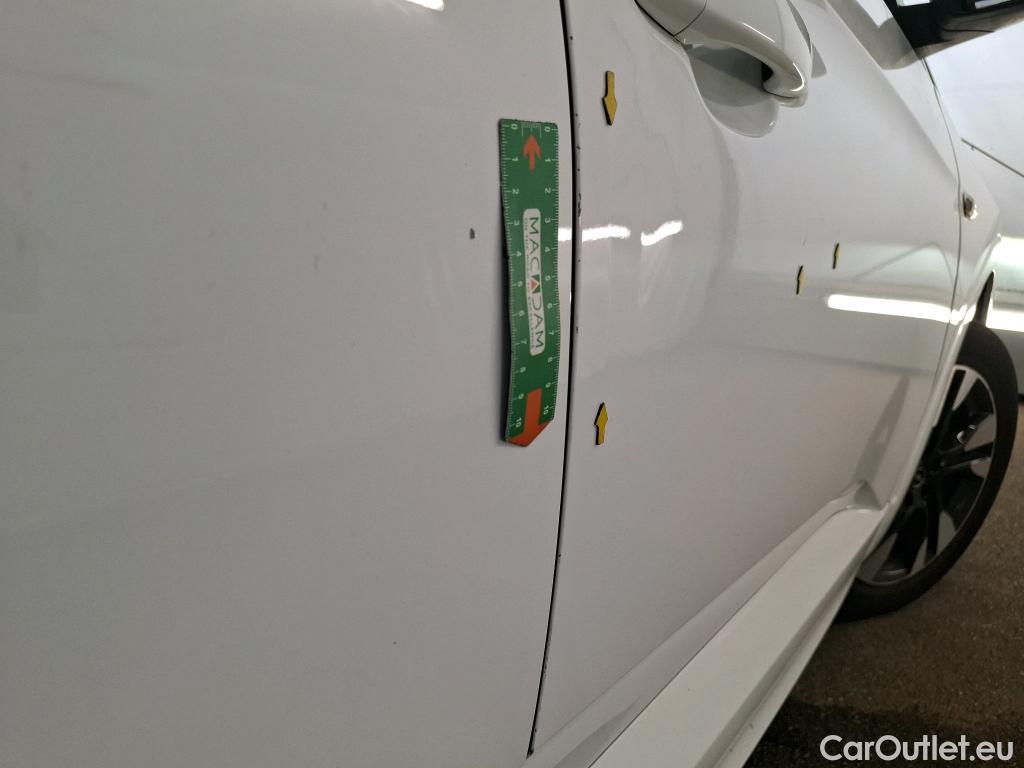  Opel   Grandland X Grandland X Business Elegance 1.5 130CV BVA8 6E #40