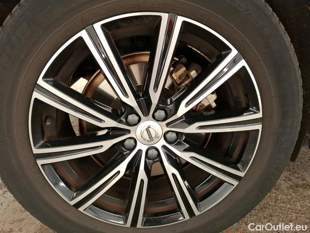  Volvo  XC60 VOLVO  / 2017 / 5P / SUV Rchrg T6 340 GT 8 Inscr Luxe #37