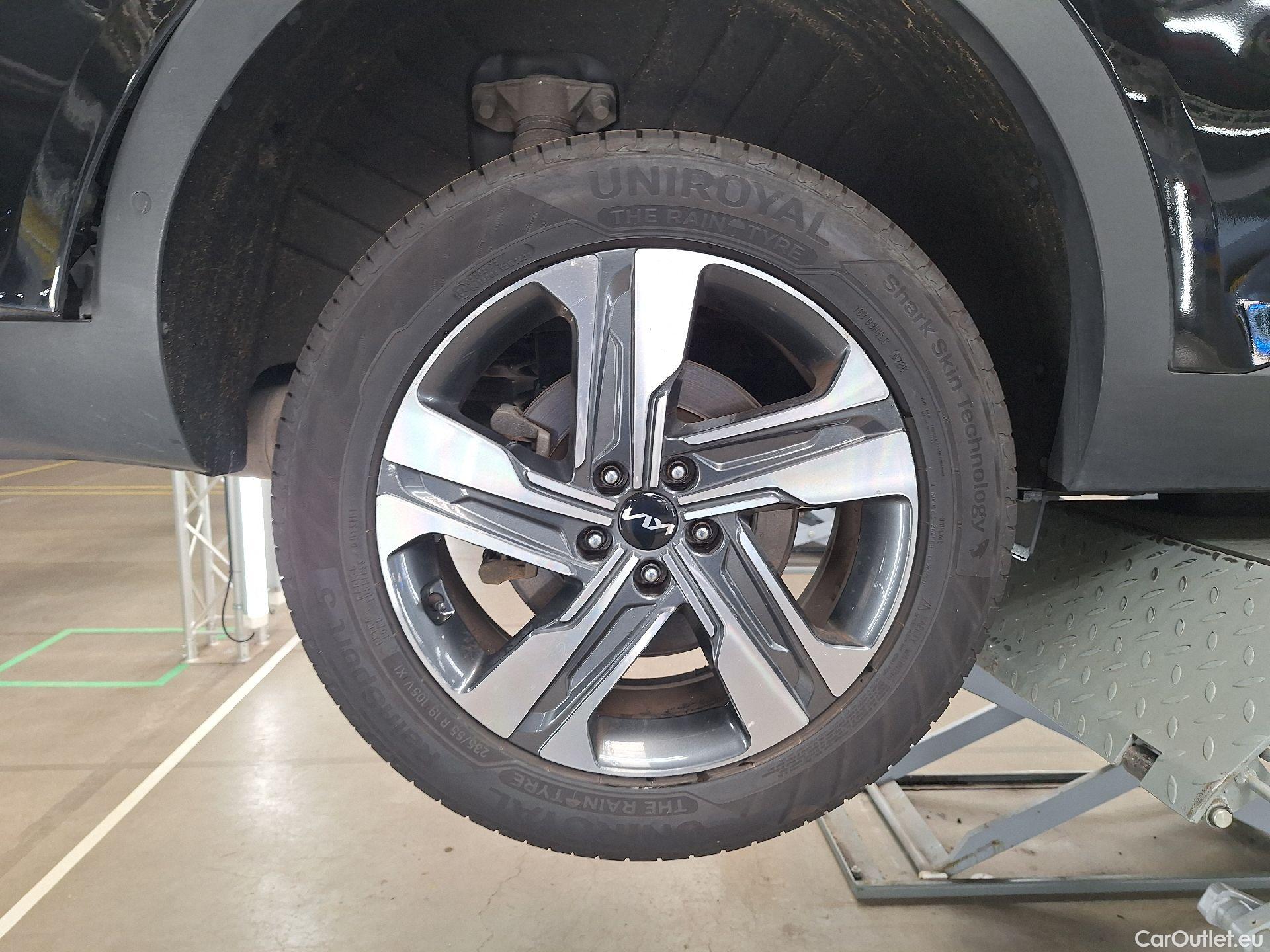  KIA  Sorento Kia,  '20 PHEV, KIA  Sense 1.6 PHEV 4WD AT6 5d #26