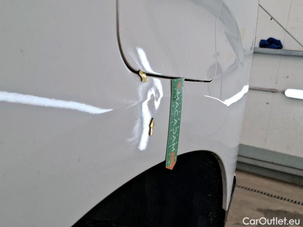  Citroen  Berlingo CITROEN  / 2018 / 4P / Fourgonnette M 1000kg PureTech 110 BVM6 Driver (Ex 732S) #24