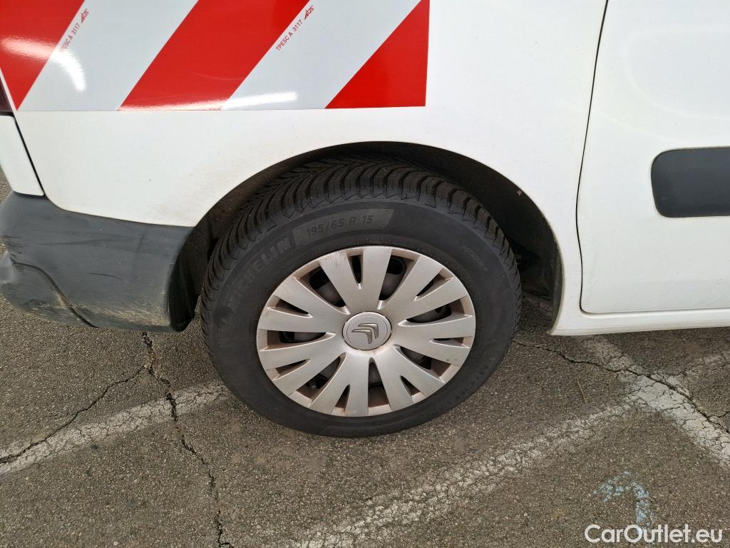  Citroen  Berlingo  Fourgon Business L1 (Court) 1.6 BlueHDi 100CV BVA6 E6 #36