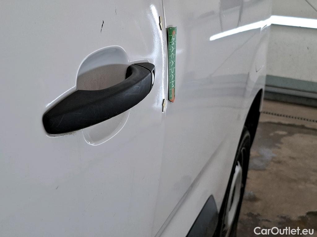  Citroen  Berlingo CITROEN  / 2018 / 4P / Fourgonnette M 1000kg PureTech 110 BVM6 Driver (Ex 732S) #2