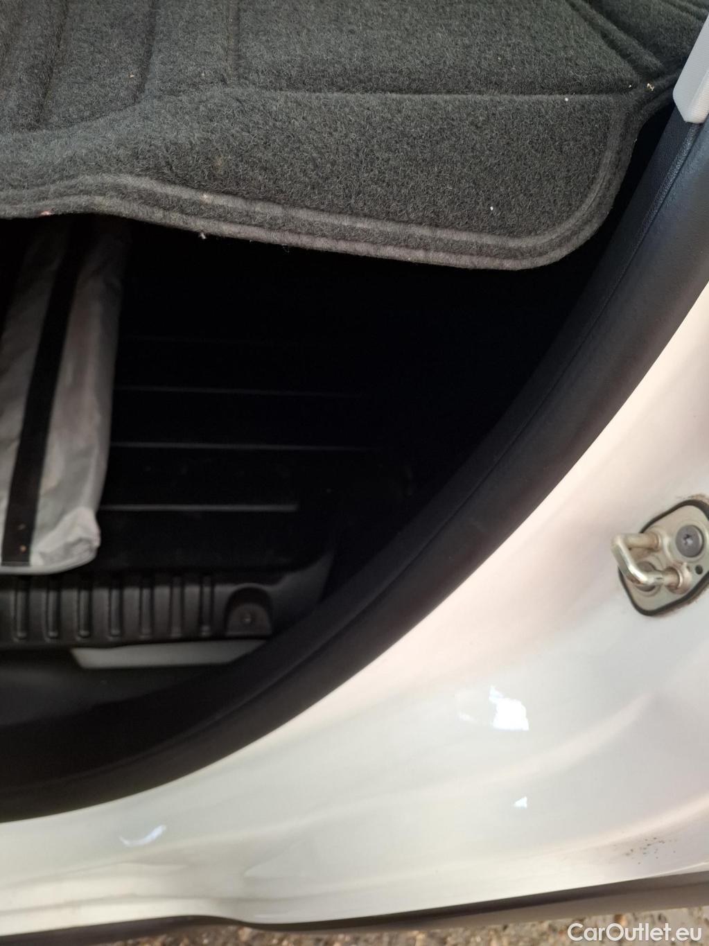  Citroen  C3  Société Feel 1.5 BlueHDI 100CV BVM6 E6d #28