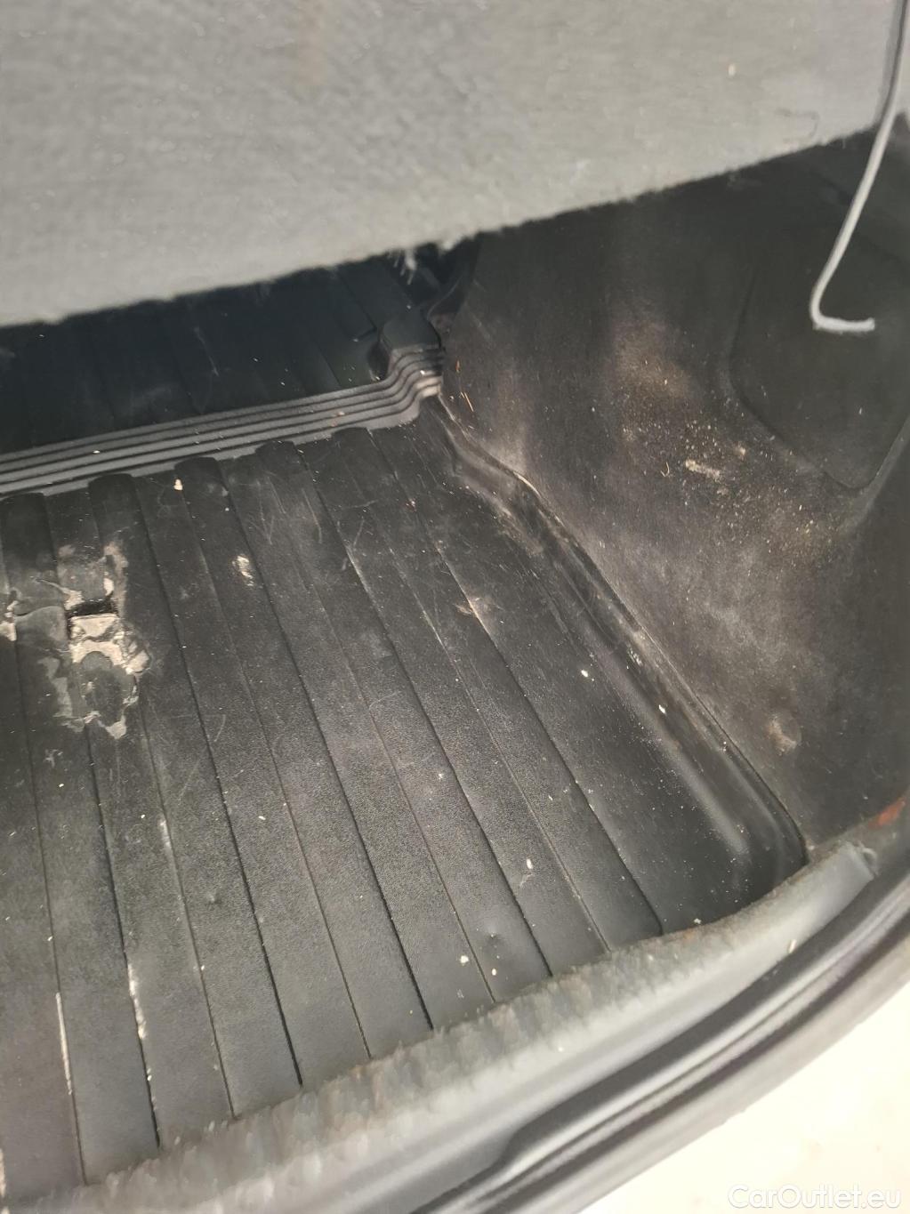  Citroen  C3  Société Feel 1.5 BlueHDI 100CV BVM6 E6d #32