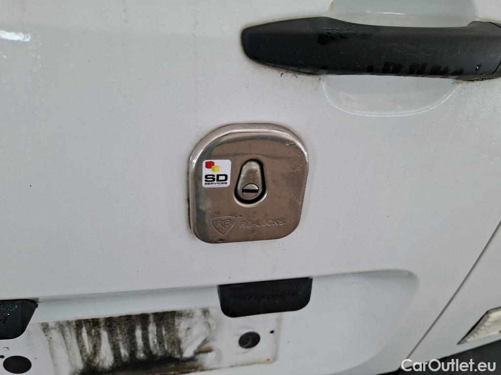  Citroen  Berlingo CITROEN  / 2018 / 4P / Fourgonnette M 1000kg PureTech 110 BVM6 Driver (Ex 732S) #7
