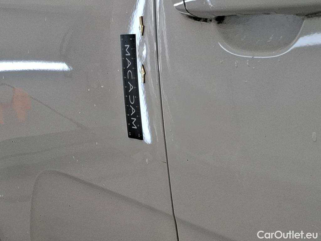  Citroen  C3  Société Feel Nav 1.5 BlueHDI 100CV BVM5 E6dT #30