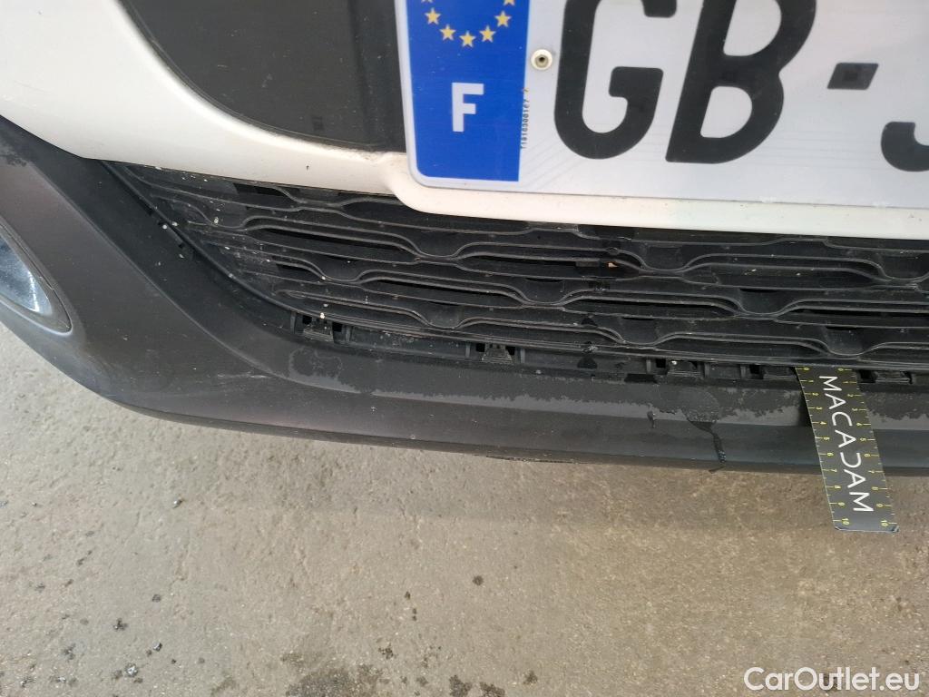  Citroen  C3  Société Feel 1.5 BlueHDI 100CV BVM6 E6d #17