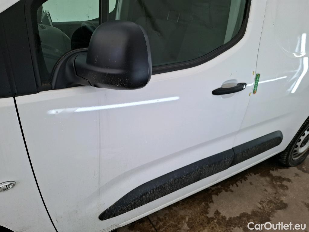  Citroen  Berlingo CITROEN  / 2018 / 4P / Fourgonnette M 1000kg PureTech 110 BVM6 Driver (Ex 732S) #1