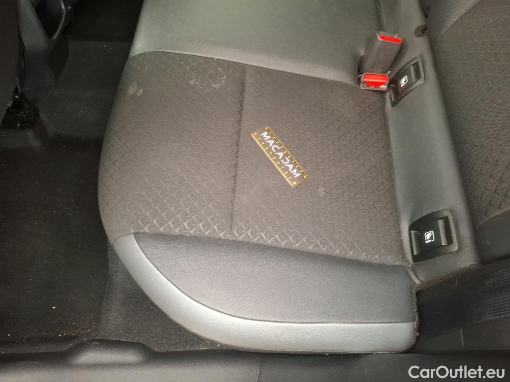  Nissan  Juke NISSAN   2019  5P  Crossover Hybrid 143 Business #29