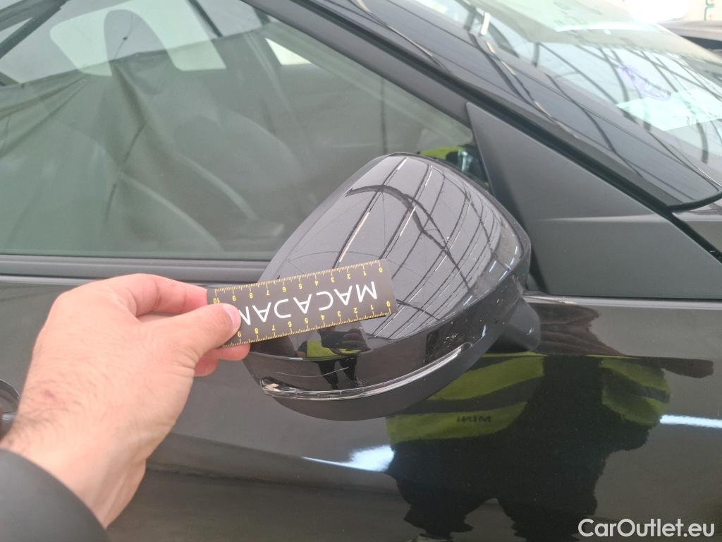  Nissan  Juke NISSAN   2019  5P  Crossover Hybrid 143 Business #31