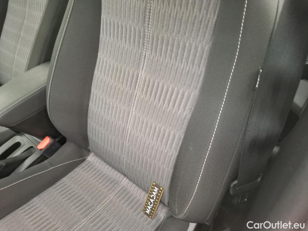  Opel  Corsa  F Elegance Business 1.2 Turbo 100CV BVM6 E6d #36