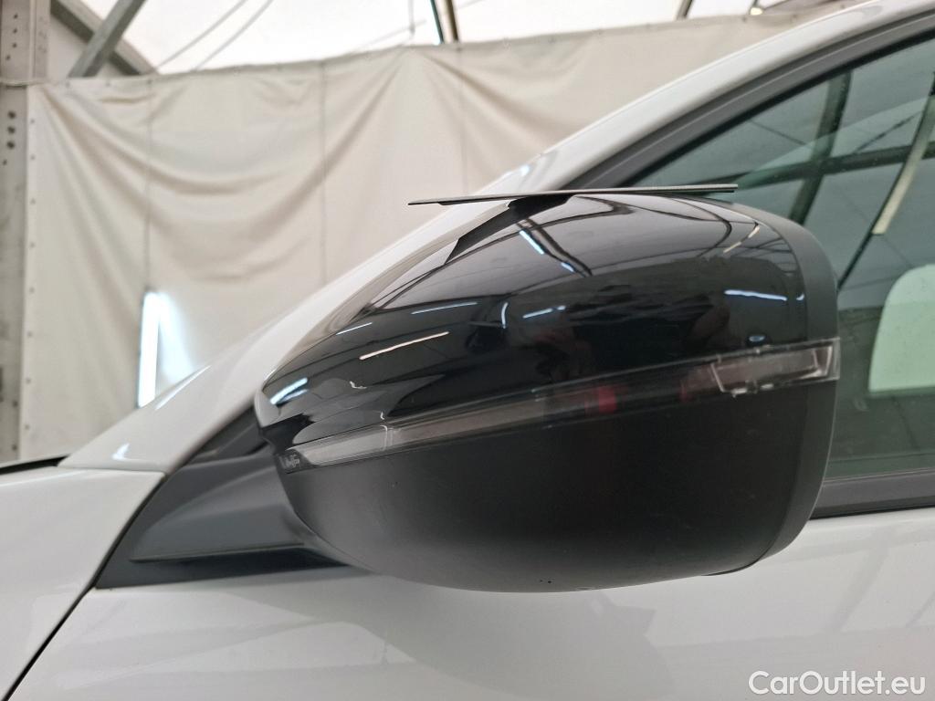  Opel  Corsa  F Elegance Business 1.2 Turbo 100CV BVM6 E6d #37