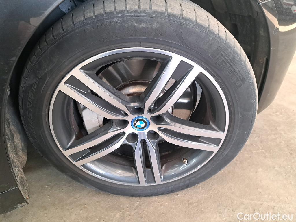  Bmw  Serie 5 BMW Série 5 Touring / 2020 / 5P / Break 530e 292ch Busi Design BVA8 #6