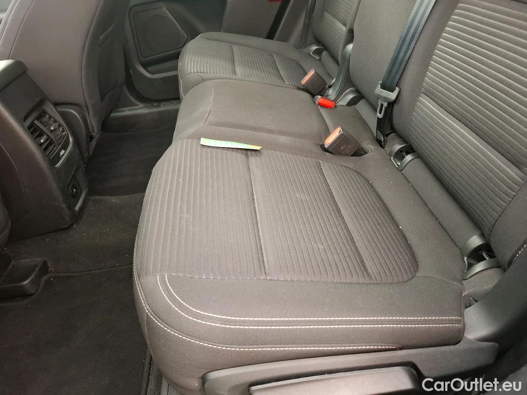  Ford  Kuga FORD  5p SUV 1.5 Flexifuel-E85 150ch 4x2 St-Line #12