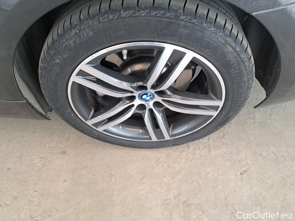  Bmw  Serie 5 BMW Série 5 Touring / 2020 / 5P / Break 530e 292ch Busi Design BVA8 #19