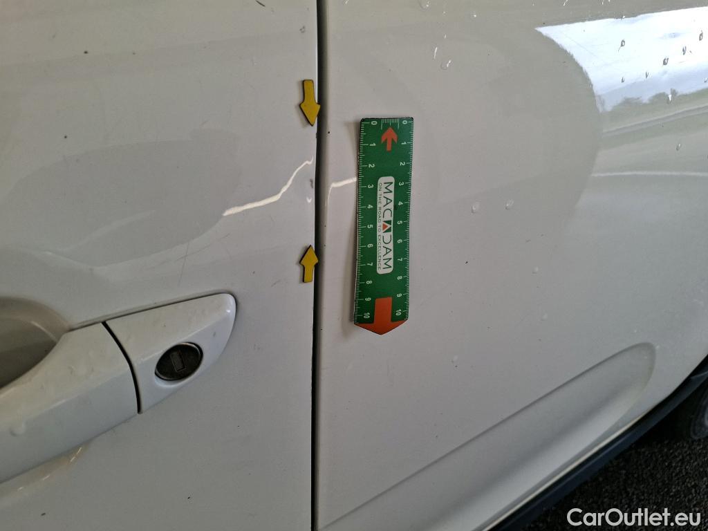  Citroen  C3  Feel 1.2 PureTech 70CV BVM5 E6dT #11