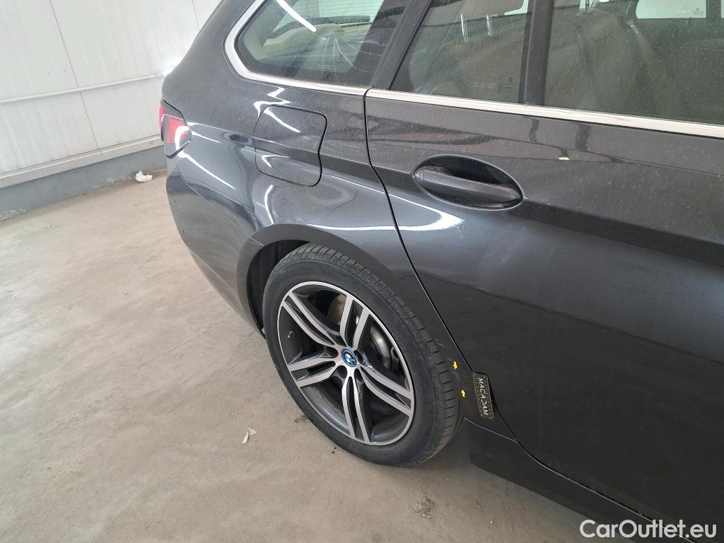  Bmw  Serie 5 BMW Série 5 Touring / 2020 / 5P / Break 530e 292ch Busi Design BVA8 #1