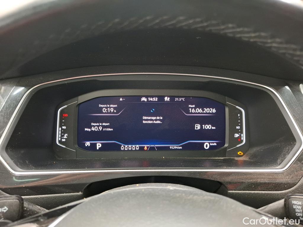  Volkswagen  Tiguan VOLKSWAGEN  Allspace / 2017 / 5P / SUV 2.0 TDI 150 DSG7 Carat Exclusive #19