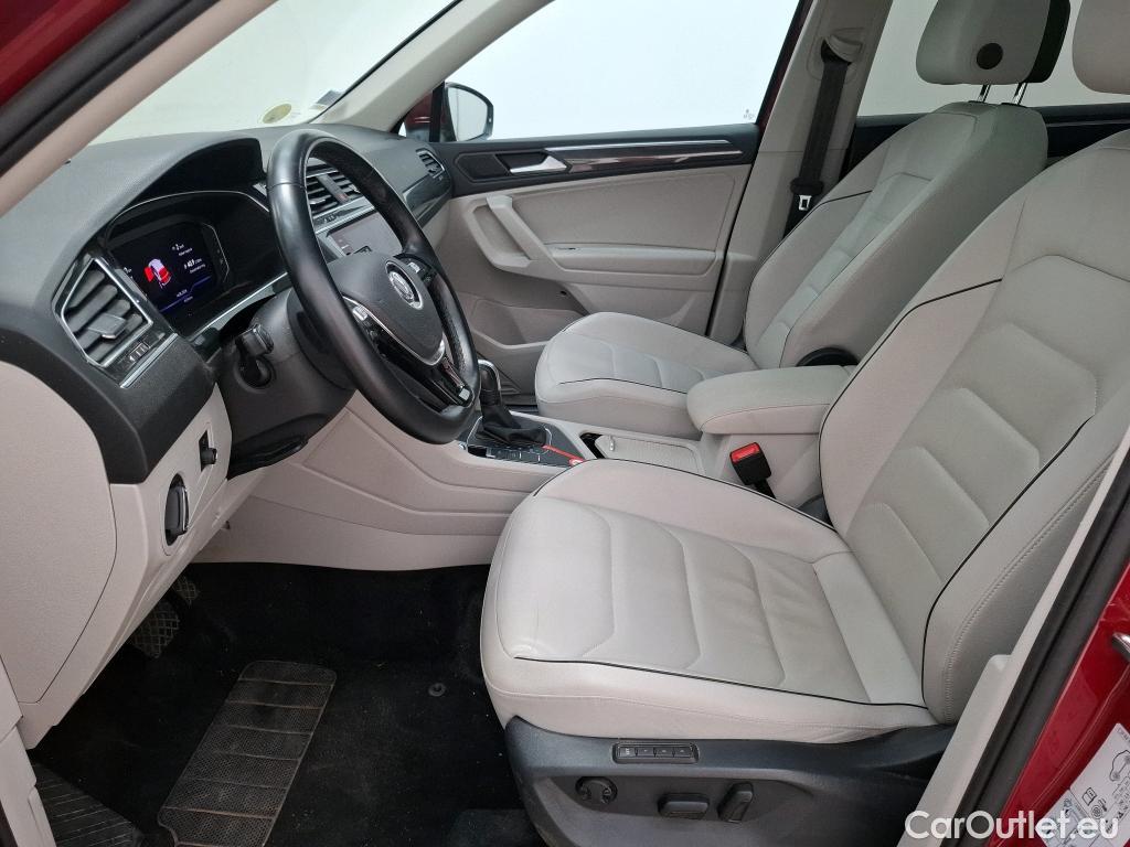  Volkswagen  Tiguan VOLKSWAGEN  Allspace / 2017 / 5P / SUV 2.0 TDI 150 DSG7 Carat Exclusive #7