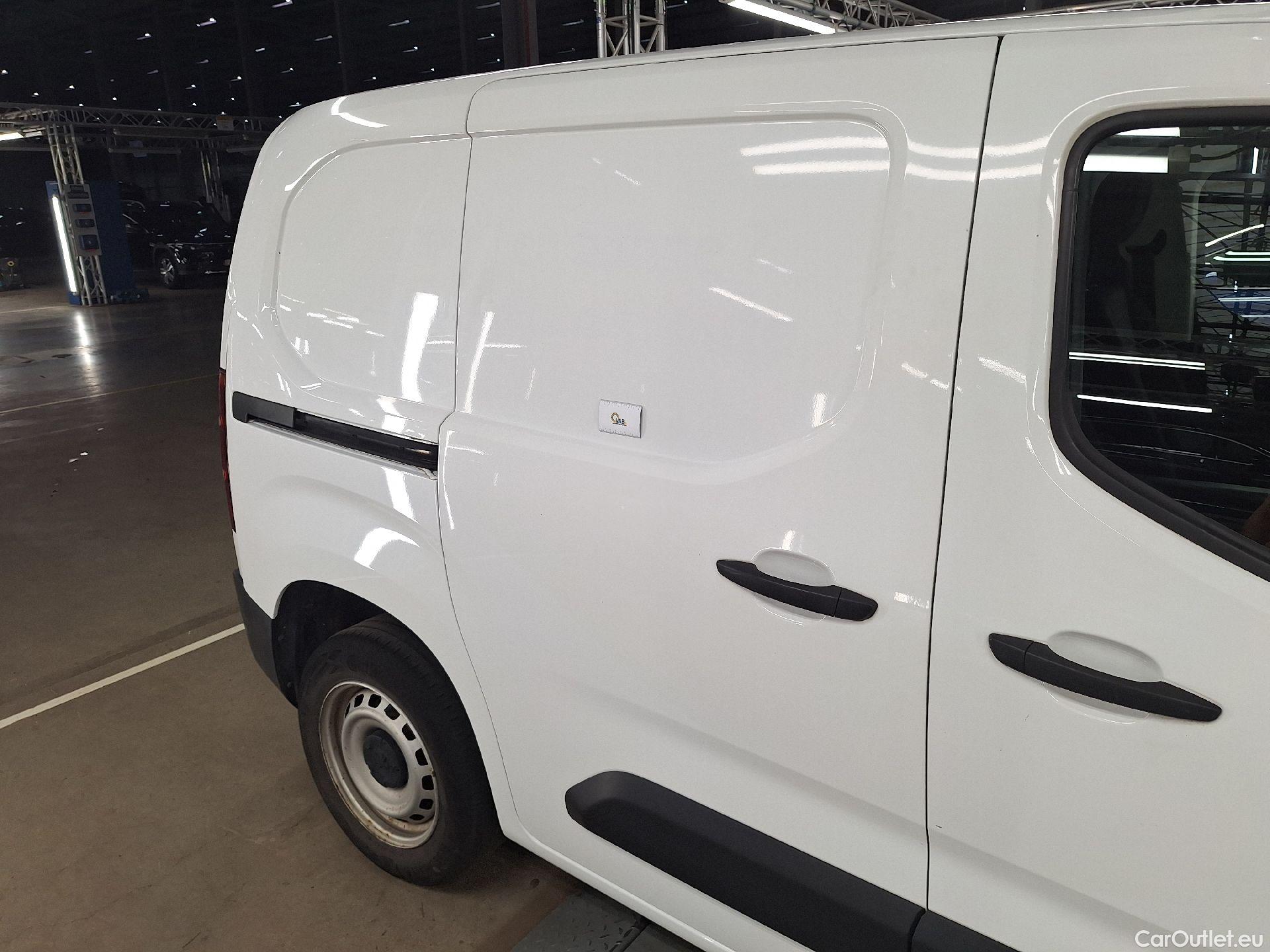  Peugeot  Partner Peugeot, _ '18, Peugeot  1.5 BlueHDi L1 Light 75kW Premium  #30