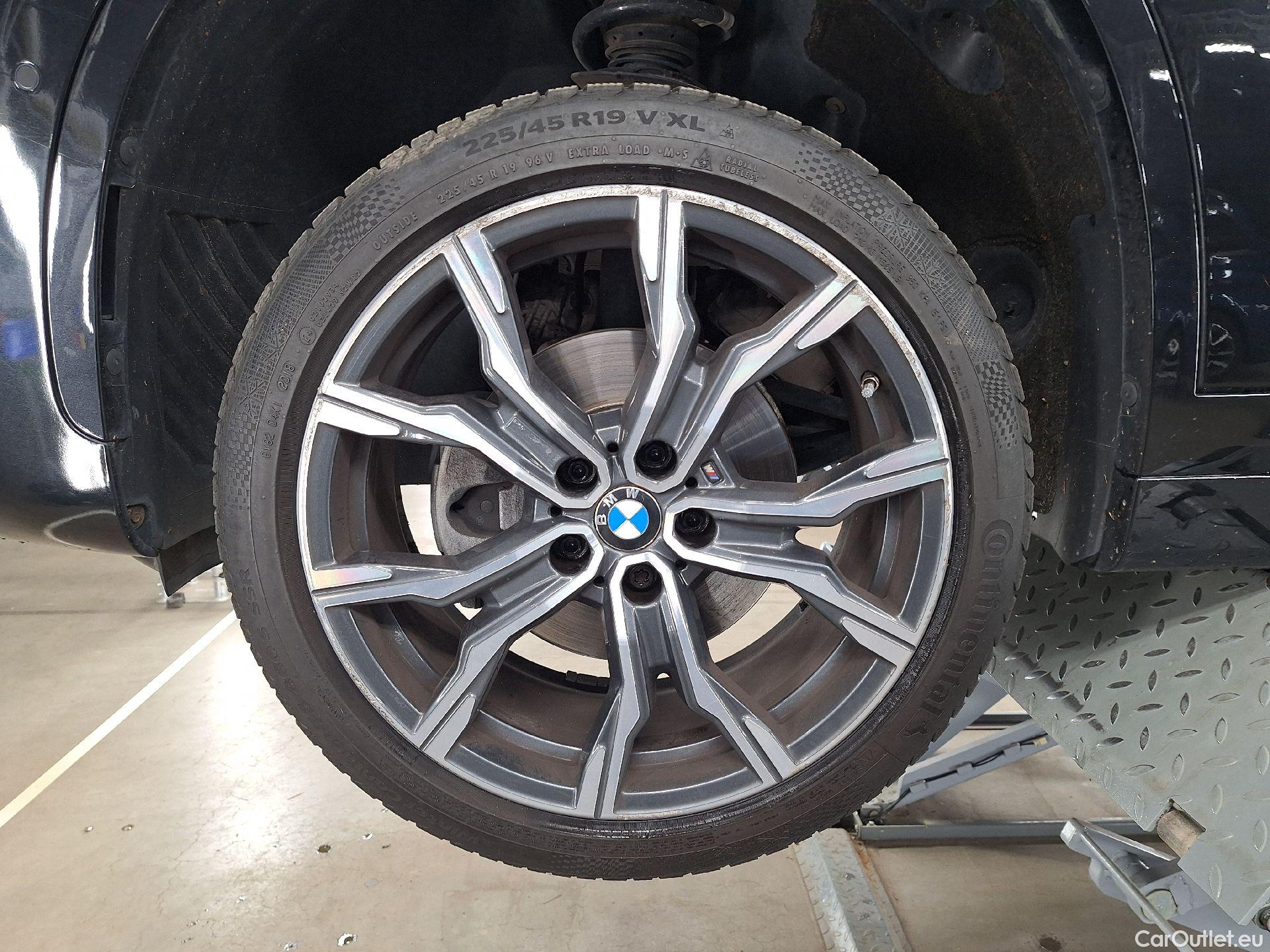  Bmw  X1 BMW,  FL'19, BMW  sDrive18iA (100 kW) 5d #43
