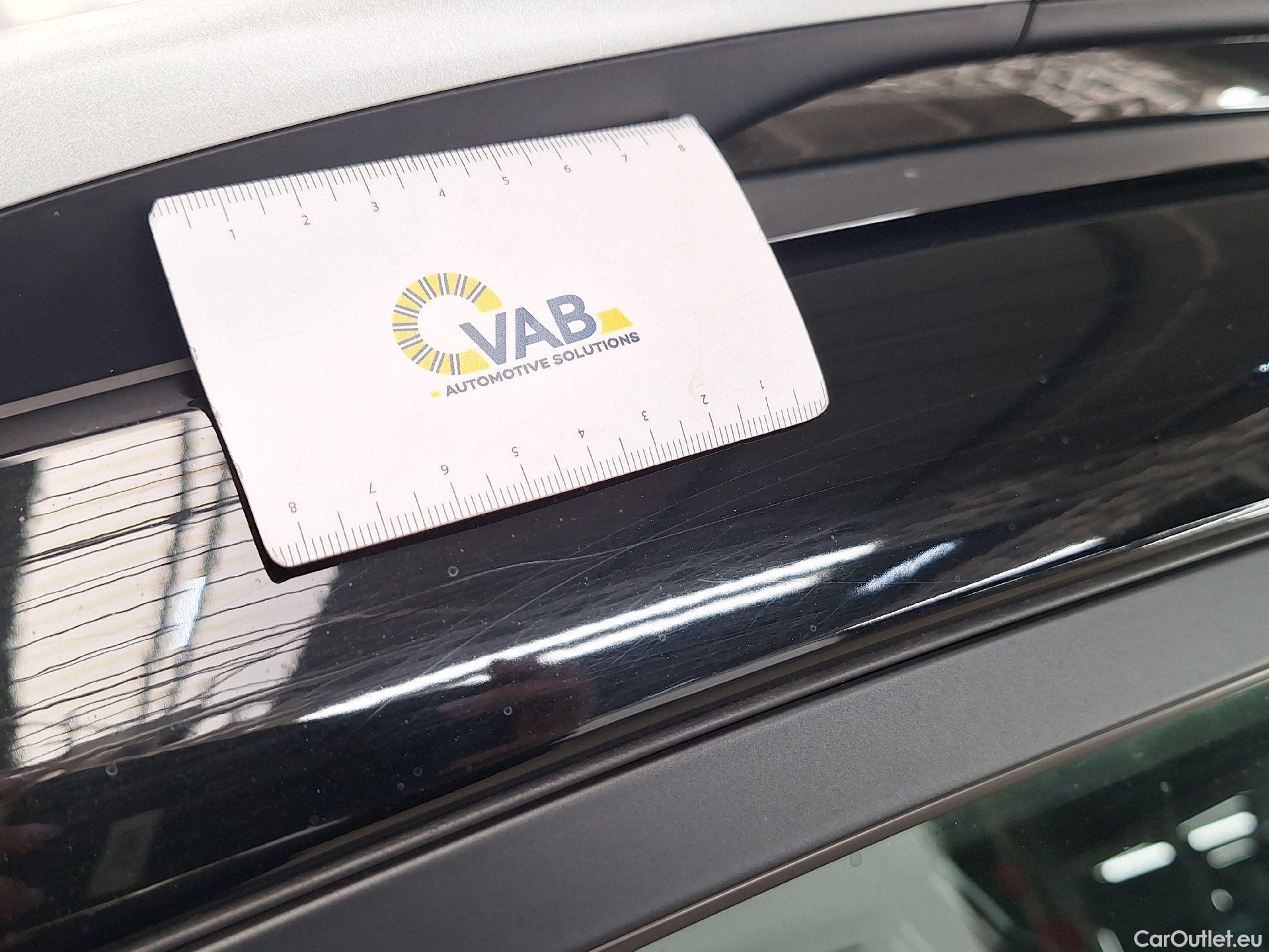  KIA  STONIC Kia,  FL'20, KIA  1.0 T 100 GT Line 5d #35