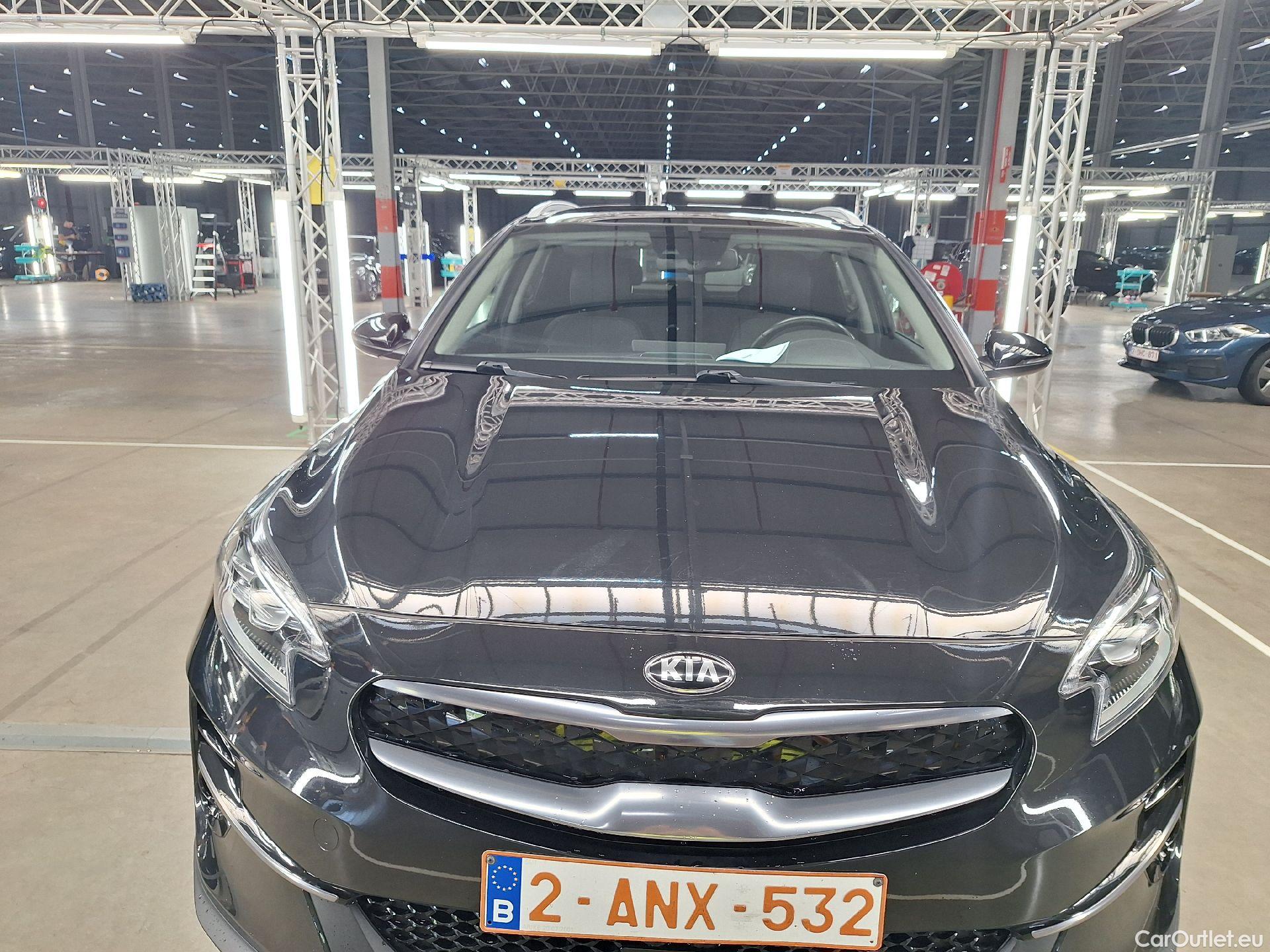  KIA  XCeed Kia,  '19 PHEV, KIA  1.6 GDi PHEV DCT Business Line 5d #10
