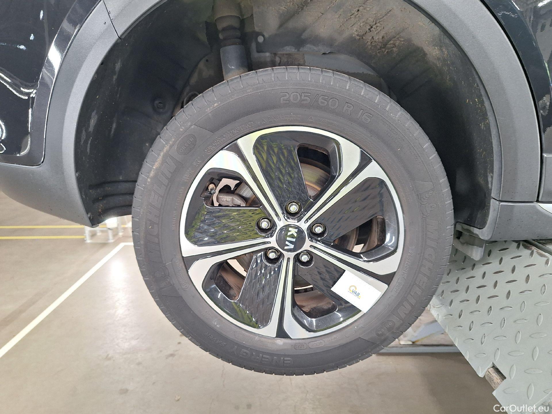  KIA  XCeed Kia,  '19 PHEV, KIA  1.6 GDi PHEV DCT Business Line 5d #34