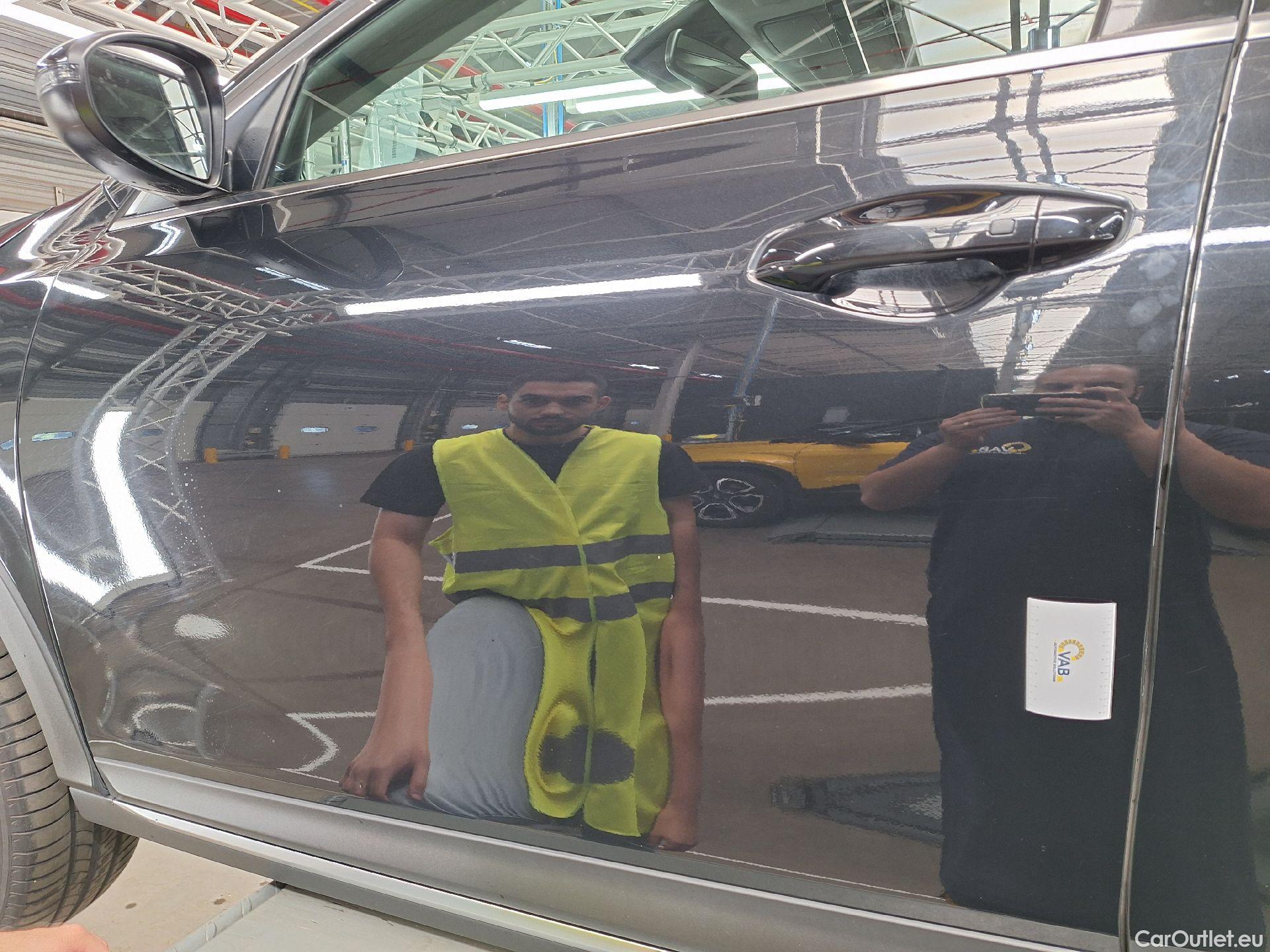  KIA  XCeed Kia,  '19 PHEV, KIA  1.6 GDi PHEV DCT Business Line 5d #59