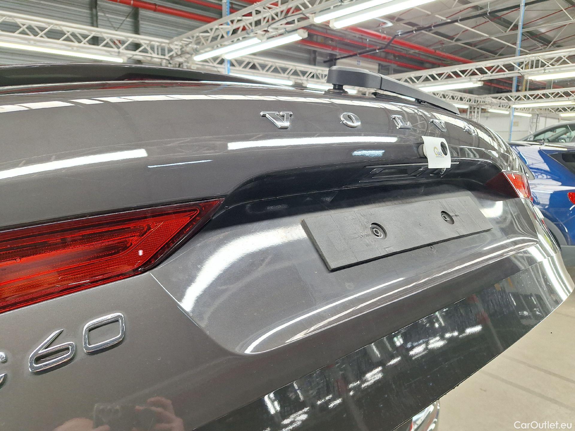  Volvo  XC60 Volvo,  FL'21 PHEV, Volvo  T6 PHEV 4x4 Inscription Expr. Aut. 5d #4