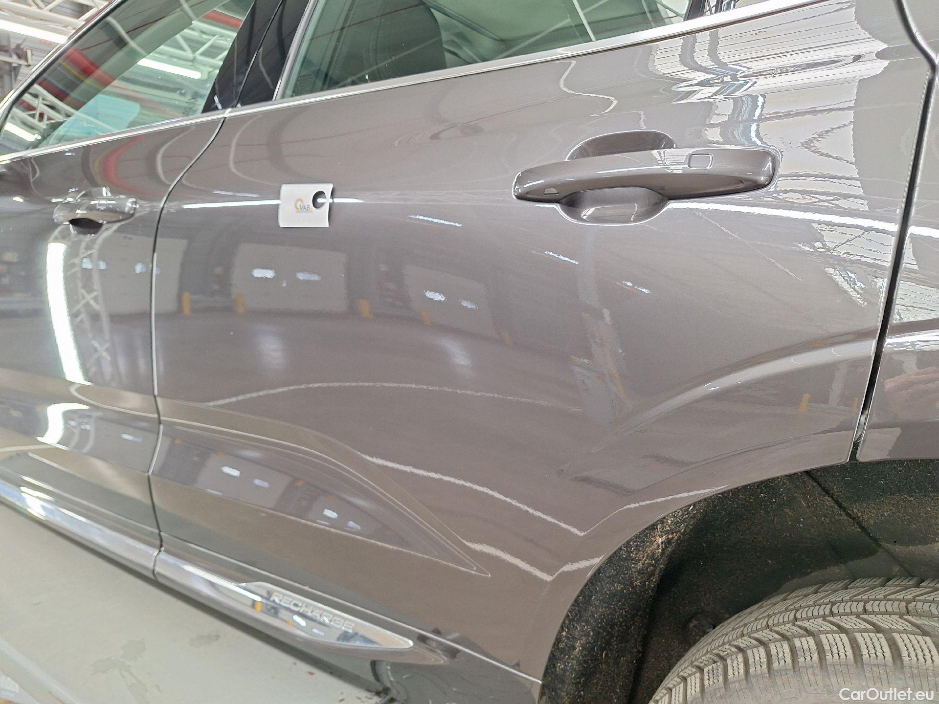  Volvo  XC60 Volvo,  FL'21 PHEV, Volvo  T6 PHEV 4x4 Inscription Expr. Aut. 5d #19
