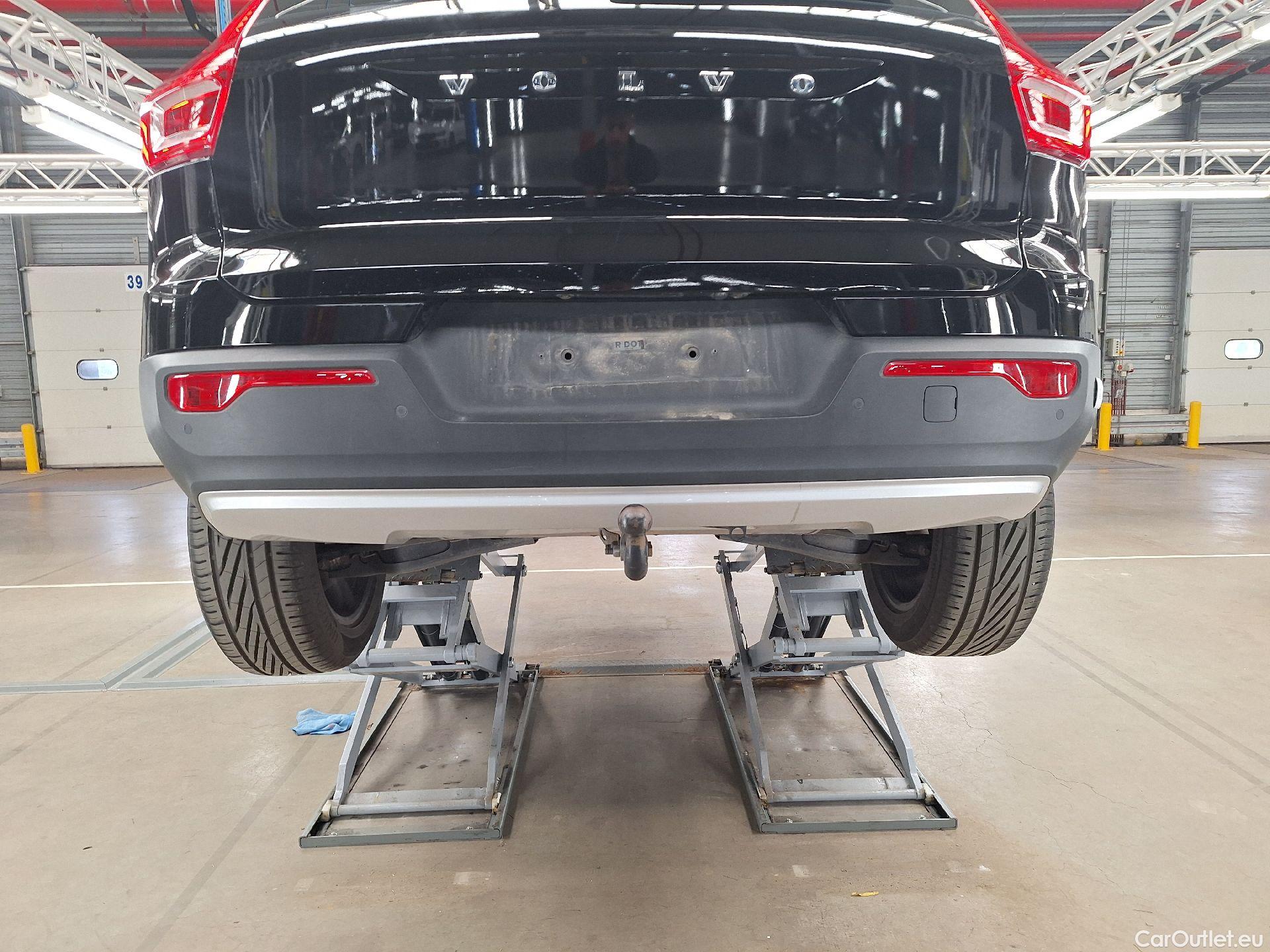  Volvo  XC 40 Volvo, XC40 '17, Volvo XC40 T4 Recharge Geartronic Inscription Expr #29