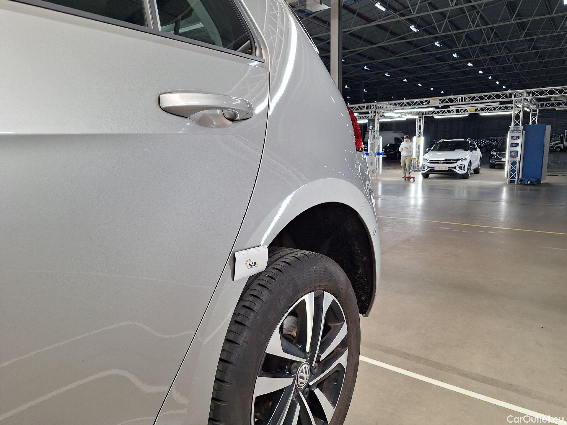  Volkswagen  Golf  VW, VII FL'16, Volkswagen VII 1.5 TSi BlueMotion IQ.Drive 5d #41