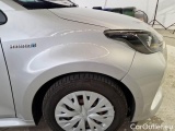  Toyota  Yaris TOYOTA  / 2020 / 5P / BERLINA HYBRID BUSINESS MY20 #49